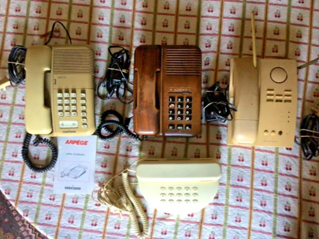 LOT de 4 TÉLÉPHONES FILAIRES vintage