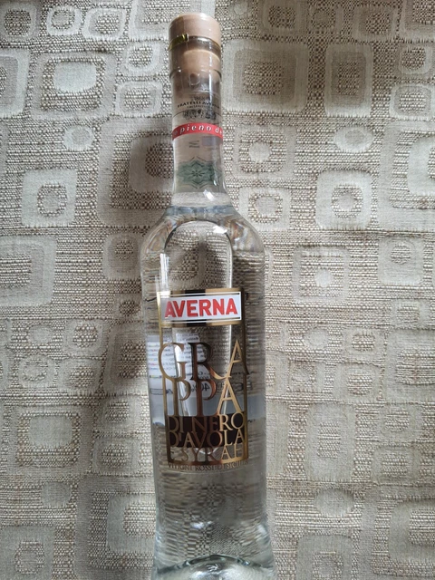 Grappa averna di nero d'avola vitigno syray rossi di sicilia 50 cl