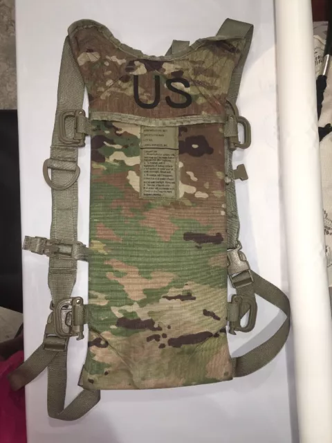 US Military Issue *** Multicam MOLLE II Hydration System Carrier *** LN