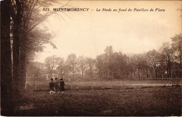CPA Montmorency Le Stade at the bottom of the Pavillon de Flore (1319910)