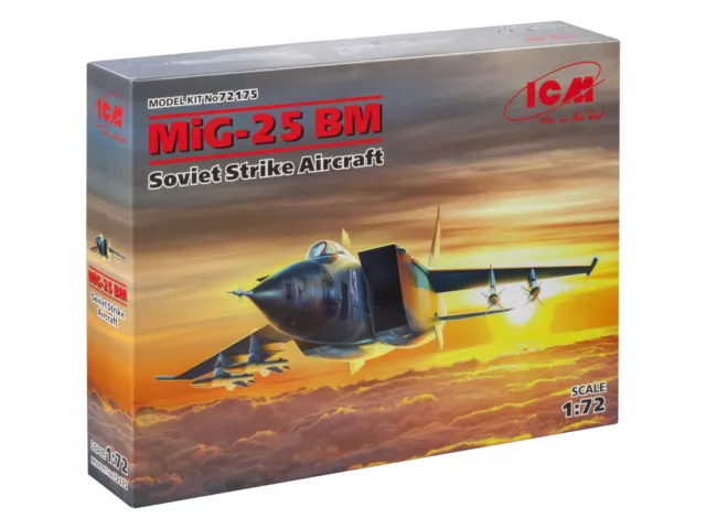 ICM 72175 MiG 25 BM Soviet Strike Aircraft 1/72