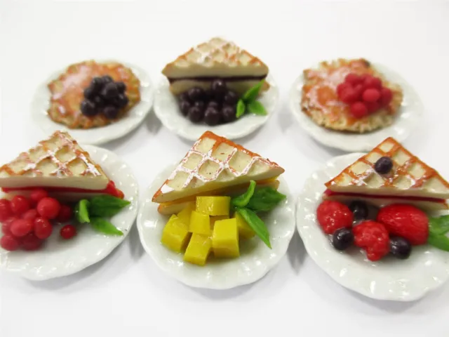 Dollhouse Miniature Food 6 Mixed Fruit Waffle Mini Pie Ceramic Plate 16173