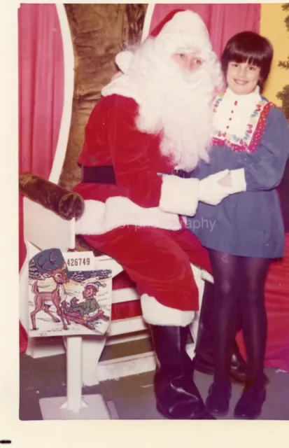 PORTRAIT WITH SANTA CLAUS Vintage FOUND  CHRISTMAS PHOTO Color  39 LA 84 D