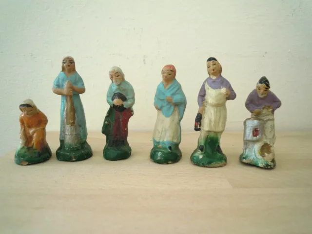 N° 6 PICCOLE STATUINE IN PASTA DEL PRESEPE - ALTEZZA : 6,5 Cm