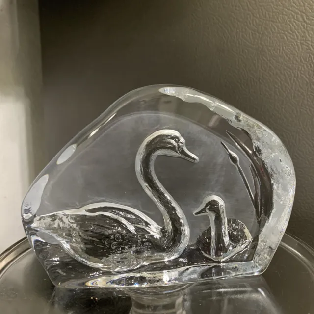 CRISTAL D'ARQUES Lead Crystal France Swan  Paperweight Art Glass