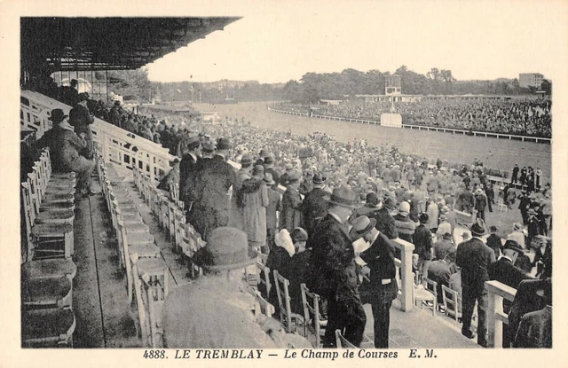 Cpa 94 Le Tremblay Le Champ De Courses