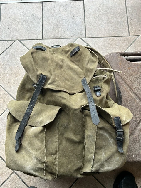 Sac à Dos Ancien Lafuma En Toile Beige : Authentique Randoneur, Style Rétro