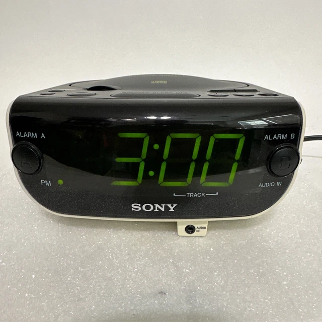 SONY DREAM MACHINE ICFCD815 FM/AM CD Clock Radio Playback Dual Alarm
