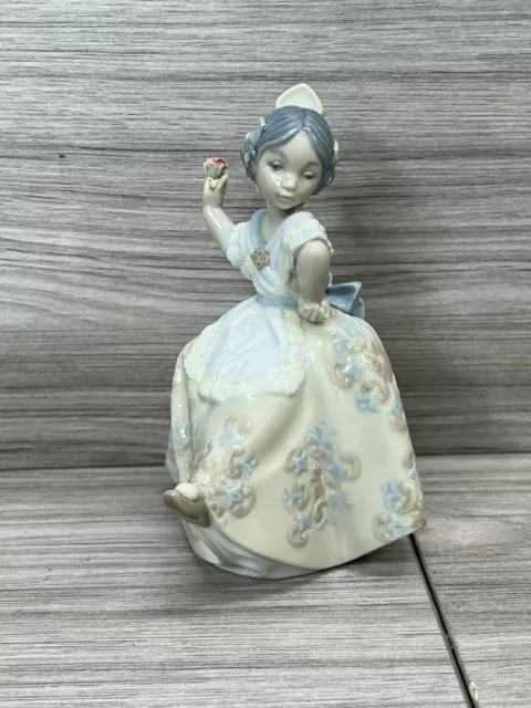 LLadro Figurine Carmencita #5373 Salvador Debón RARE LLadro Figurine Carmencita #5373 Salvador Debón RARE