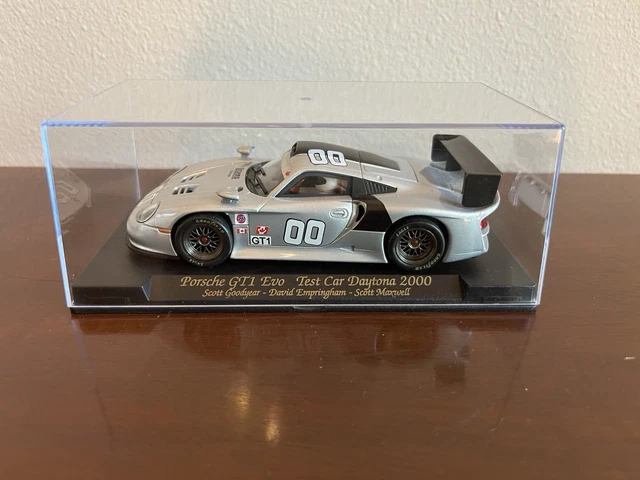 Slot Car Fly Porsche 911 GT1 Evo – Martini Racing, 1/32, 12V, MIB
