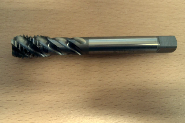 Osg Cc-Sft M18X2.5 6Hx Hsse Spiral Tapping Flute 8360