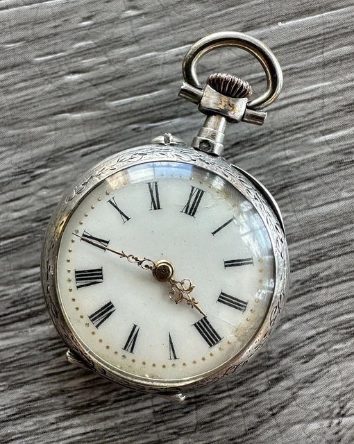 Horloge de table ancienne En vente sur