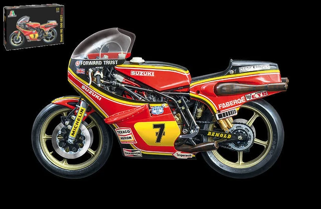 Miniature Moto Italeri Suzuki Rg 500 XR27 Sheene Model Kit De Montage 1:9