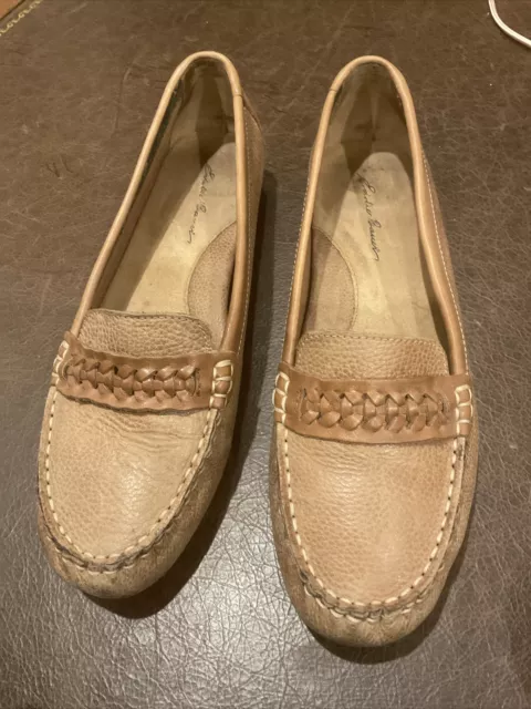 Women’s Size 11 Medium Tan Leather Driving Loafers