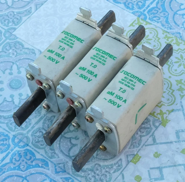 3X Socomec Cartouche à couteau 100A type AM taille 0 500V Lot de 3