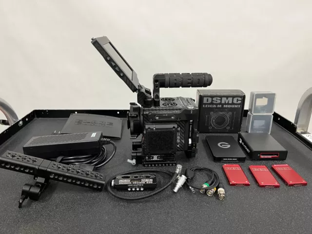 RED MONSTRO VV 8K Vista Vision CARBON FIBER DSMC2 - ARRI PL MOUNT - 1932 Hours