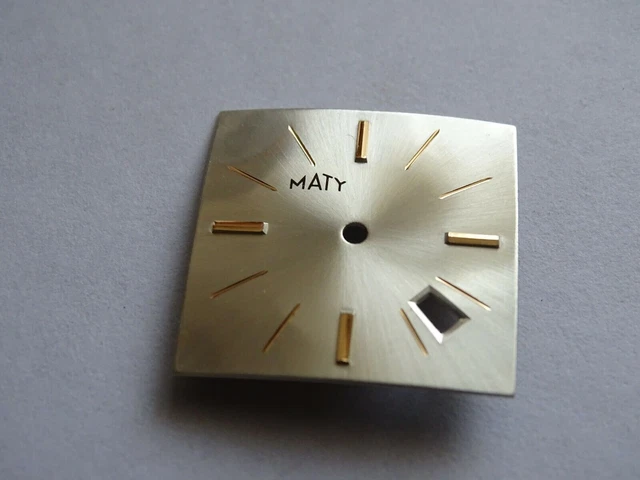 Cadran D'horloge Ancien Pour Montre Avec Guichet - Style Novel Automatic - Neuf Sans étiquette