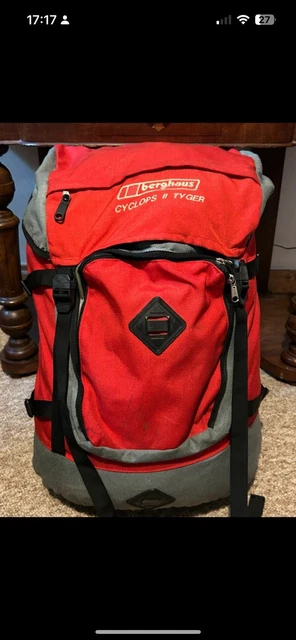 BERGHAUS CYCLOPS II Tyger 40l Rucksack Backpack Hiking Black And