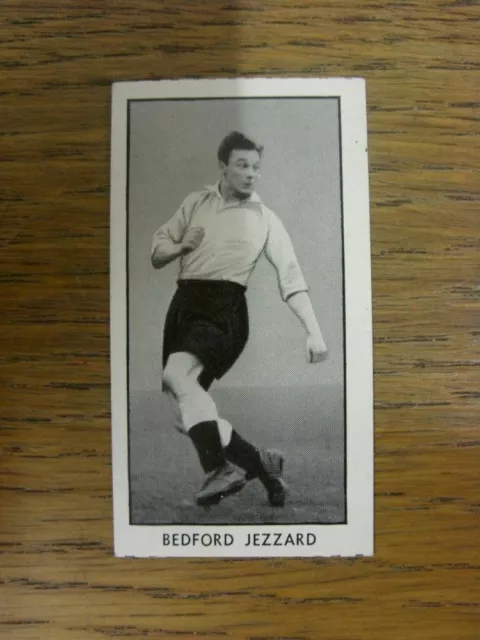 1956 Trade Card: Fulham - Bedford Jezzard [Card No.14] D.C. Thomson/The Wizard -