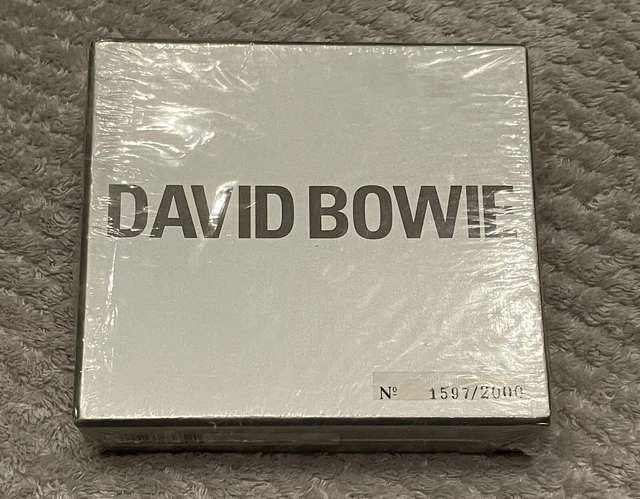 David Bowie - Outside Earthling Hours - Ltd release 2000 - Sealed CDs RARE