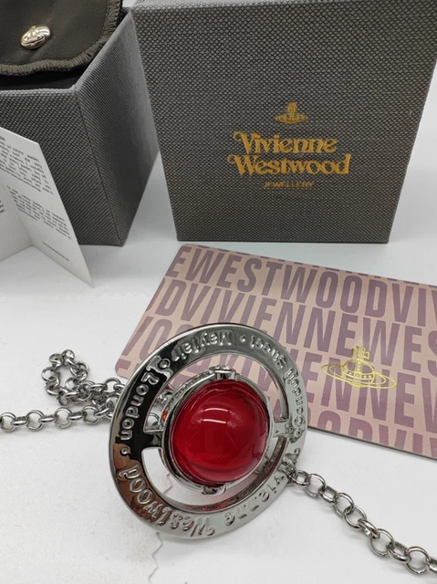 Vivienne westwood clearance necklace 3d