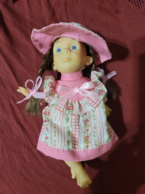 Vintage 1996 Gi-Go Toys Palm Pals Bean Bag Kids 8" Doll