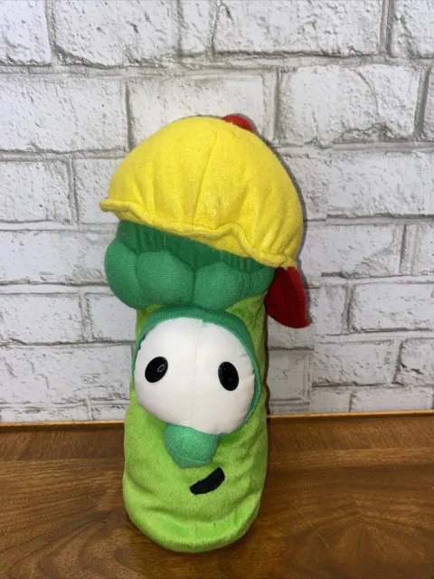 VTG CR Gibson Larry Boy Cucumber Beanie Plush Veggie Tales Stuffed Toy 9”  NWT