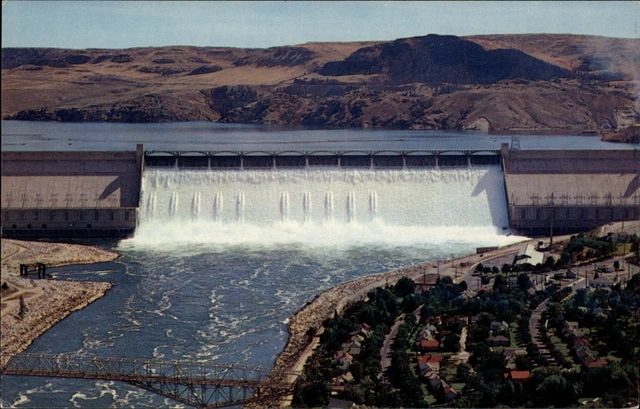 Washington Grand Coulee Dam aerial view ~ postcard sku537