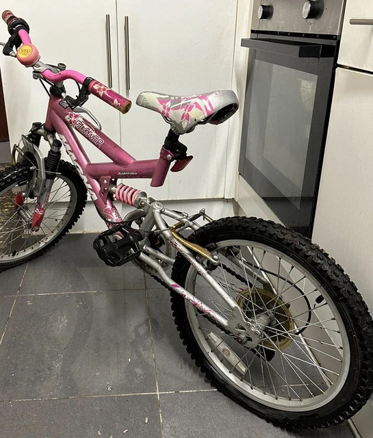 GIRLS UNIVERSAL SIERRA NEVADA MOUNTAIN BIKE Used 5.00 PicClick UK