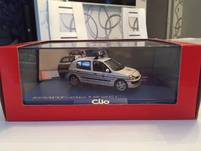 Miniature Renault Clio II Police Circulation 1/43 - Norev / Hachette - Collection