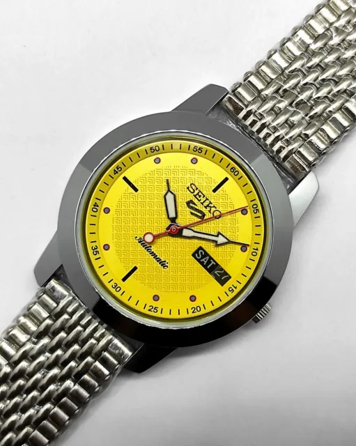 Seiko 5 Automatic Man's Wrist Watch cal-6309 17Jewel Yellow dial Working Order
