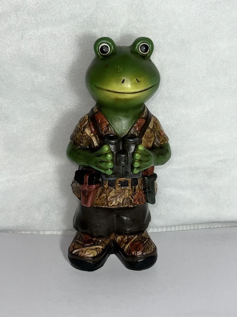 Camouflage Frog Statue Decoration