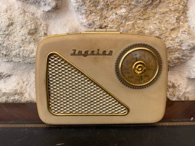 Radio TSF INGELEN modèle TRV 110 Portable - 1958