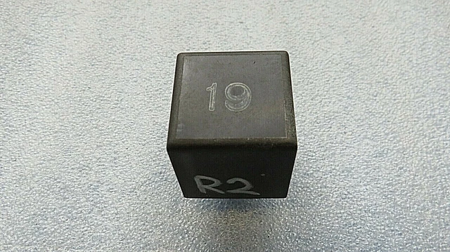 URO Parts Wischermotor Relais - Passgenau Für Europäische Fahrzeuge