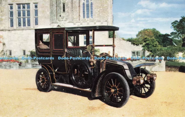 R681732 Hampshire. Beaulieu. On View at the Montagu Motor Museum. 1906 Renault 2