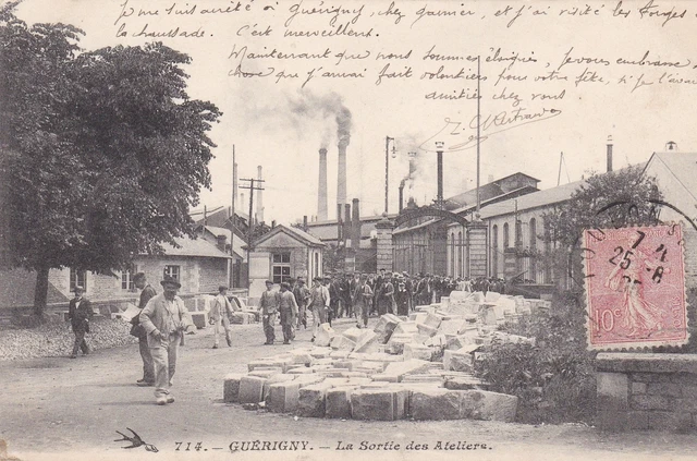 Cpa Guerigny La Sortie Des Ateliers