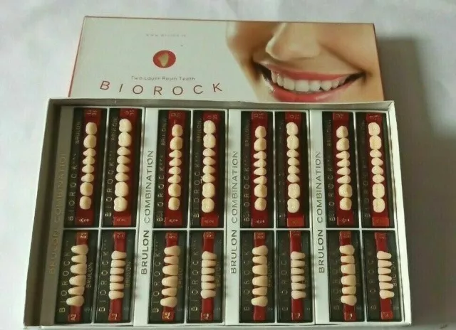 Set di denti A2 di qualità Biorock per protesi acriliche e flessibili 1 scatola