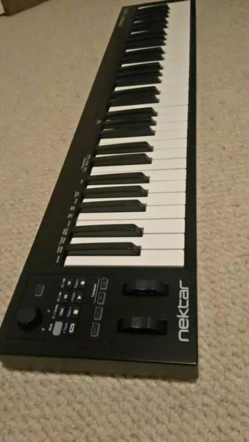 Nektar Impact GX61 61 key MIDI Keyboard - Excellent condition