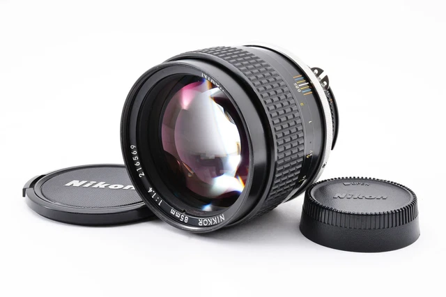 [NEAR MINT] Nikon Ai-S Nikkor 85mm F1.4 Portrait MF Lens From JAPAN #YH