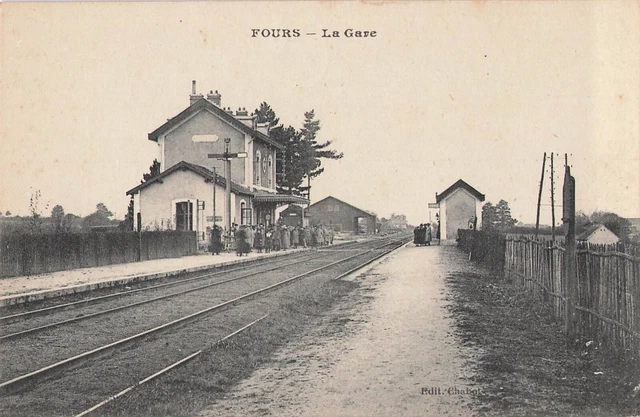 58 - NIEVRE - FOURS - la gare - 43663