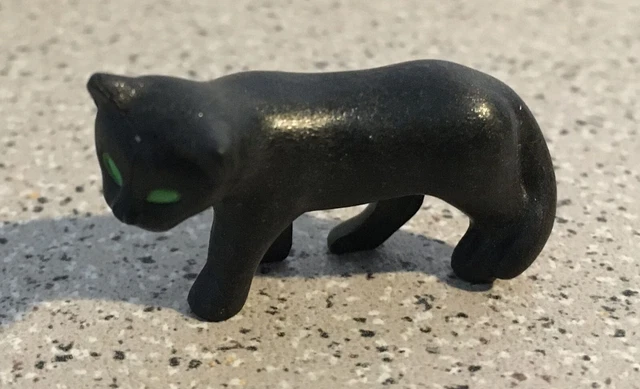 peluche chat noir yeux verts