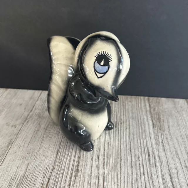 Vtg Walt Disney Bambi Flower Skunk Figurine 1946 American Potteries Evan Shaw