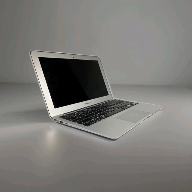 Apple　MacBook Air 13.3インチ i5 4GB 517S0ebjmmL._UF894,1000_QL80_.jpg