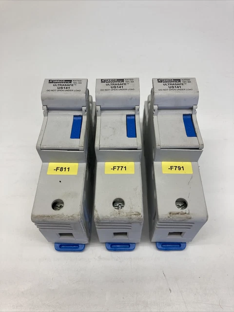 Lot Of 3 Ferraz Shawmut US141I Fuse Holder WITH Fuses | U.S.A. SELLER | USED…???