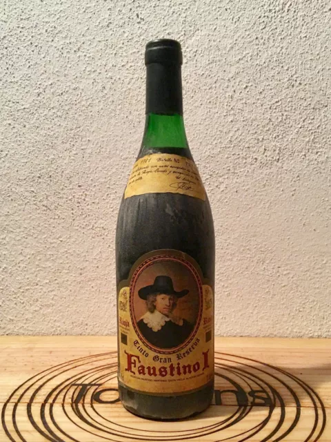 Botella de vino / Wine Bottle FAUSTINO I Gran Reserva 1981