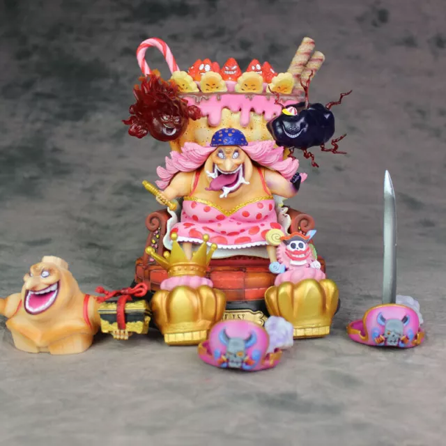 Anime One Piece Big Mom Charlotte Katakuri Trident Fight 17cm