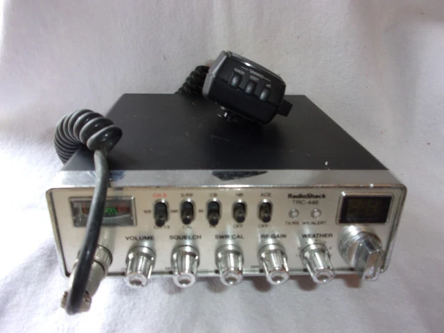 Radio Shack TRC-446 CB Radio with Microphone