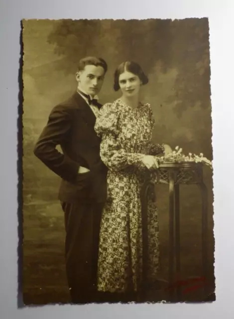 PHOTO ANCIENNE/carte postale -JEUNE COUPLE