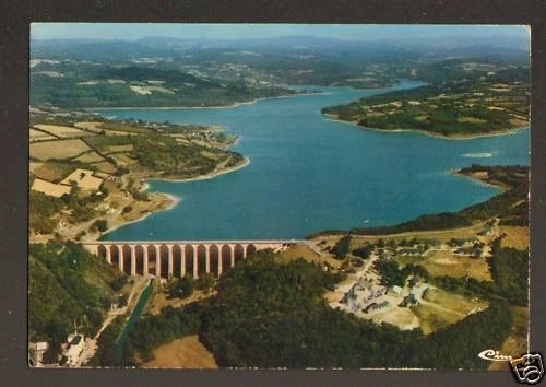 PANNECIERE (58) VILLAS & BARRAGE en vue aérienne