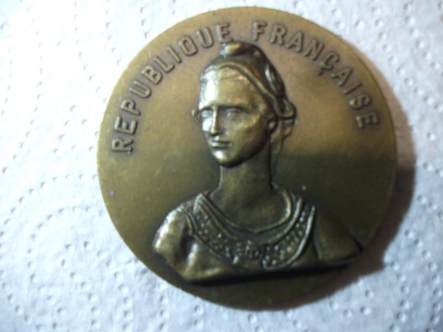 MEDAILLE ANCIENNE « Animaux Reproducteurs » Par Vernon - Cuivre Argenté EUR 16,00 - FR